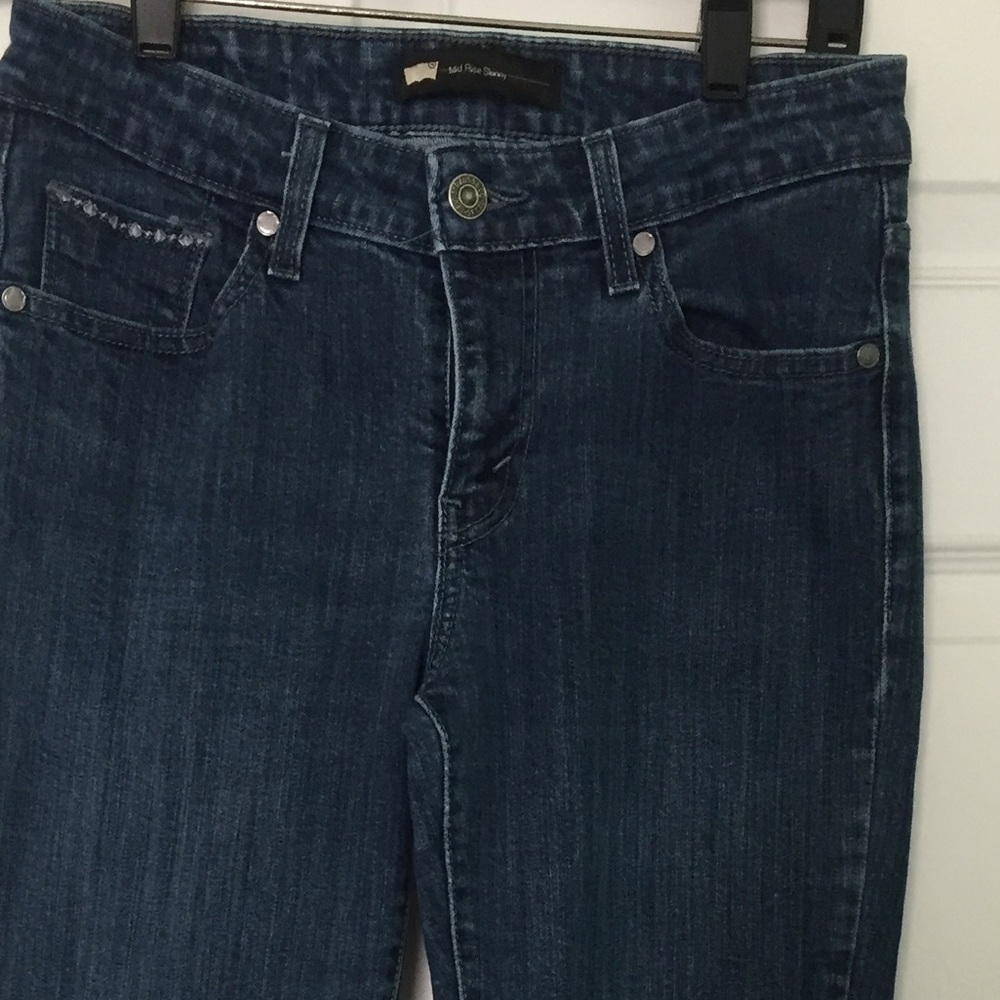 Jeans - Picture 2 of 4